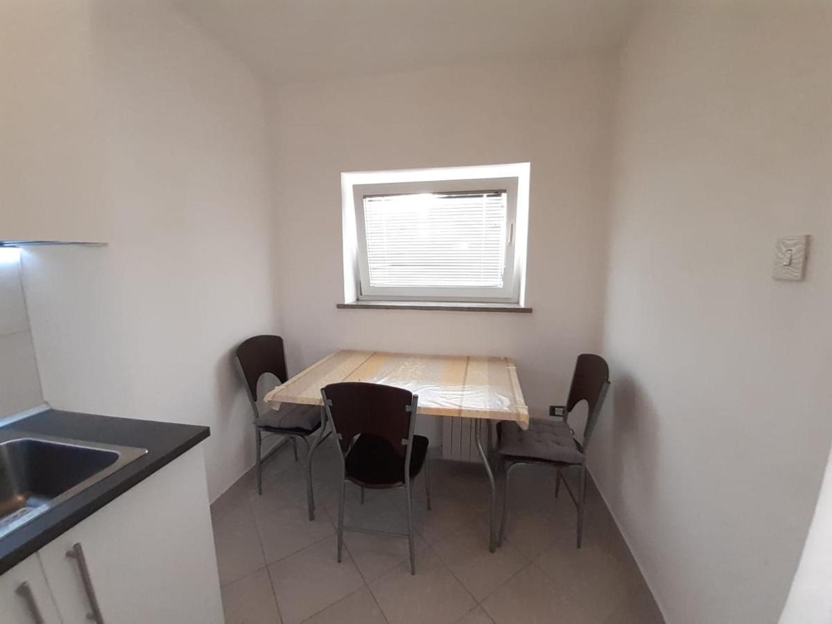 Apartma Mari Apartment ลูซิยา ภายนอก รูปภาพ